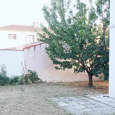 Ravissante à *